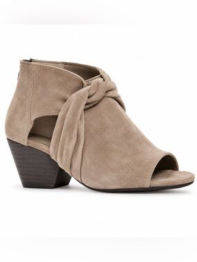 Eileen Fisher Anise Suede Wedge Sandals Taupe Peep Toe Booties Size 8.5 NWOB
